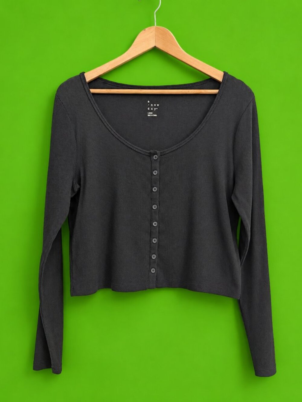 Black Ribbed Knit L Stretch Long Sleeve Top Wide Neck Button Front Dark Romance